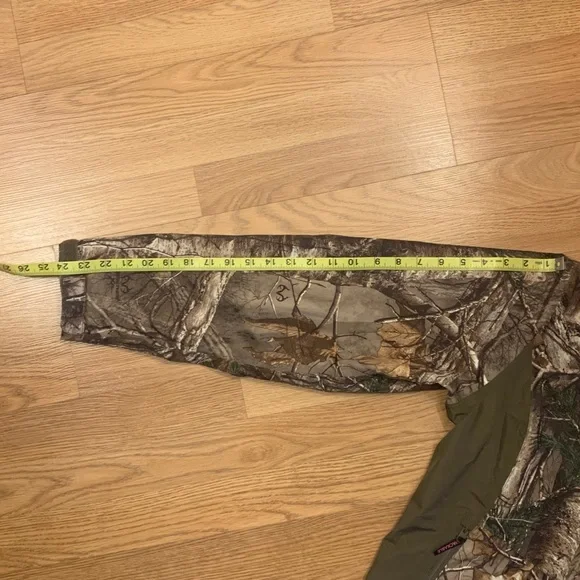 Camo Hooded Lightweight Rain Jacket - Picture 10 of 10